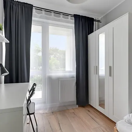 Przystanek Skm 5 Centrum Trojmiasta ホームステイ グダニスク